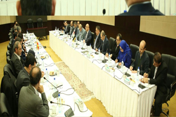 مذاکره دو وزیر صنعتی و تجاری ایران و عراق